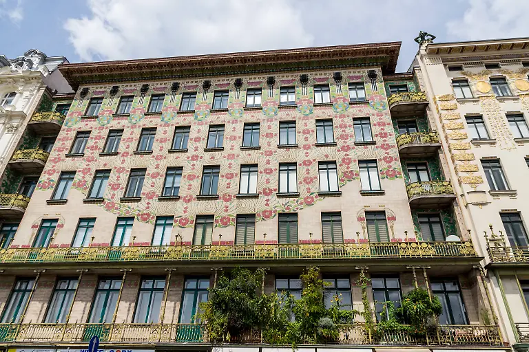 Wienzeilenhaeuser-Naschmarkt-5