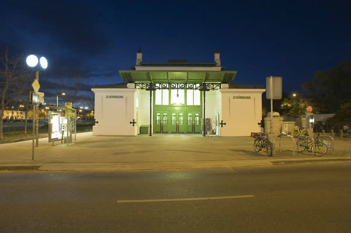 Stadtbahnstation-Schoenbrunn-2