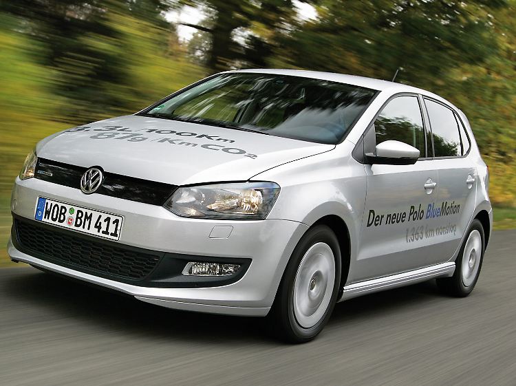 Der VW Polo Blue Motion trifft im Test genau den Normverbrauch.