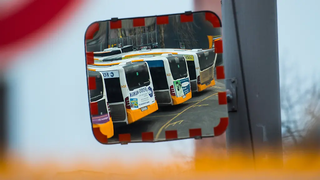 2133dc7fea7ac79ff86c4df406f763c1