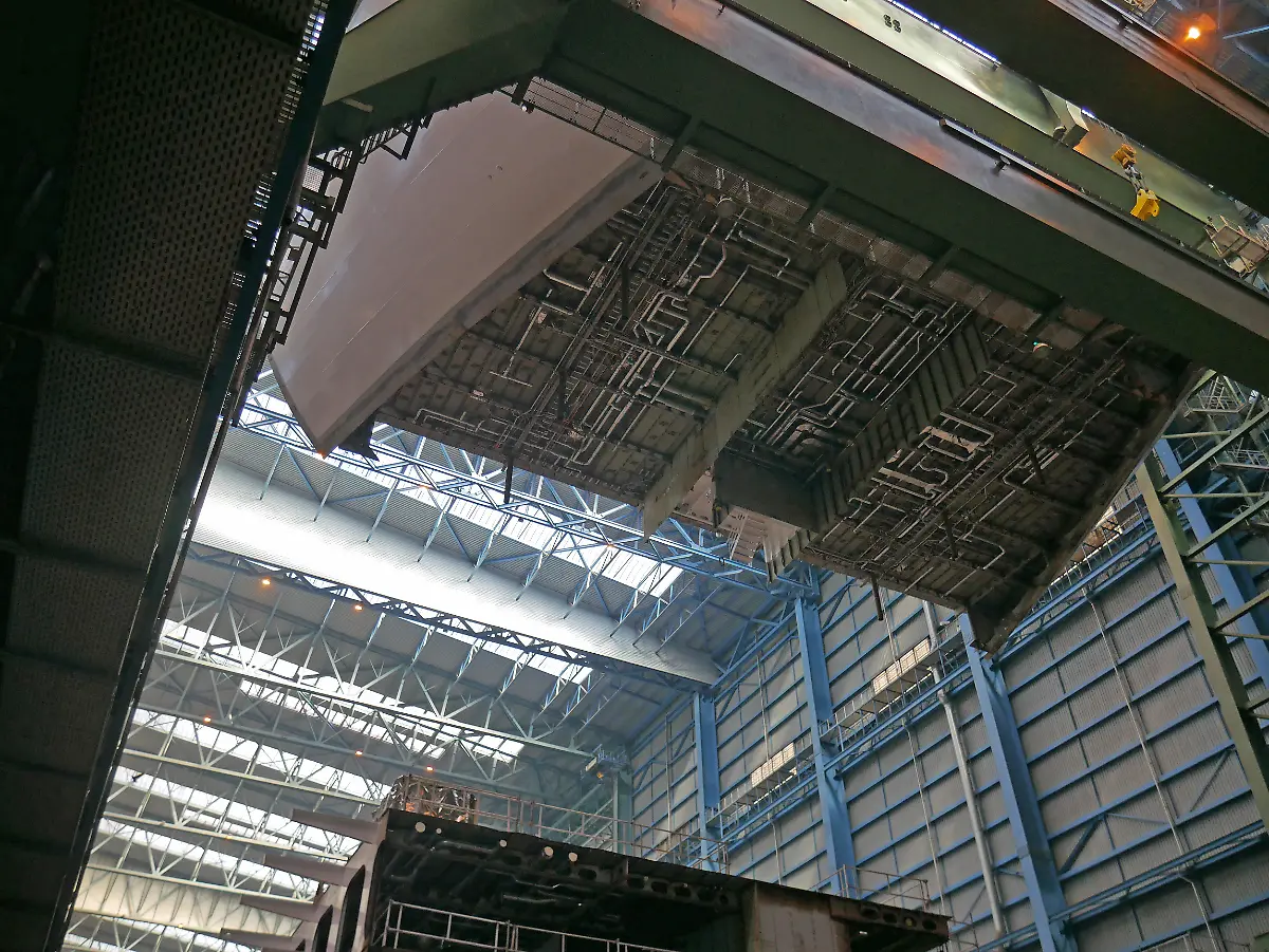 500-tonnen-werden-gehoben