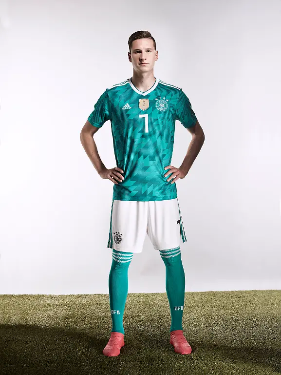 012d9a57dbf142f91e1ef7fe7880ed44