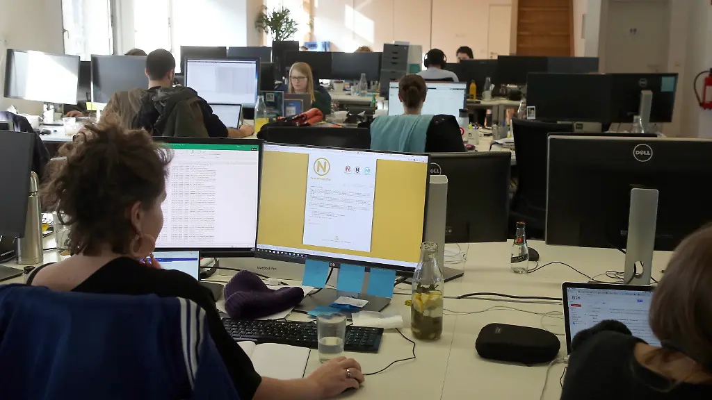 6b1b9fef6b0db52d5b9d72c604a7902a