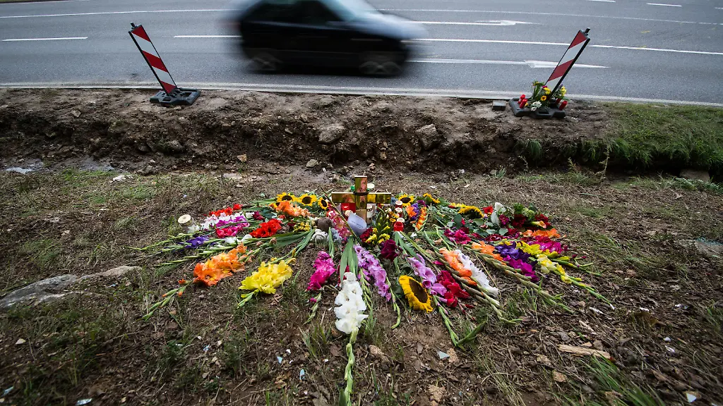 8fd381dc489c8771a858ac21777cb34b