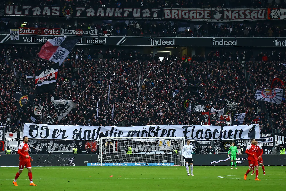 15e8084cd89865bcfe3920b28a95fd18