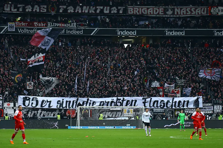 15e8084cd89865bcfe3920b28a95fd18