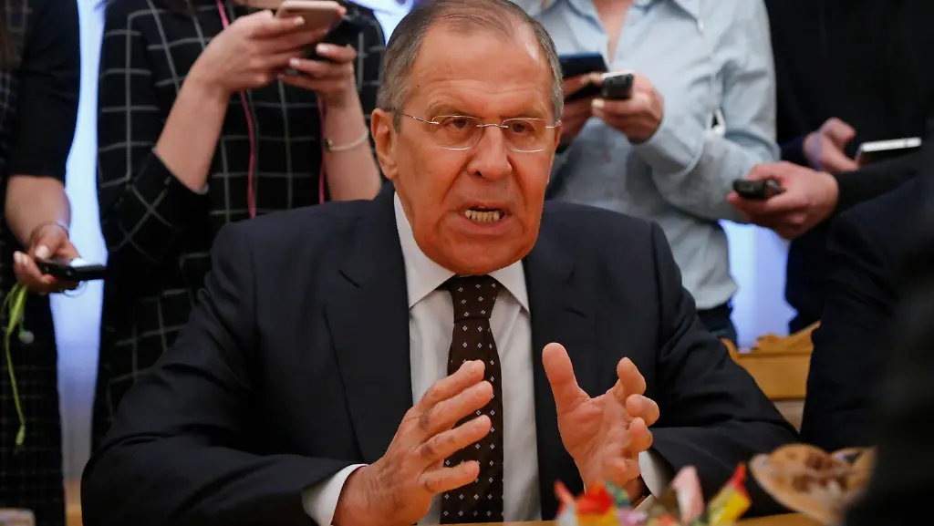 4da1a3dac0eb2cf7393a4b9e06effe95