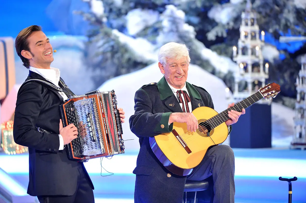 6377a4316d411d3bc018942e6a98d803