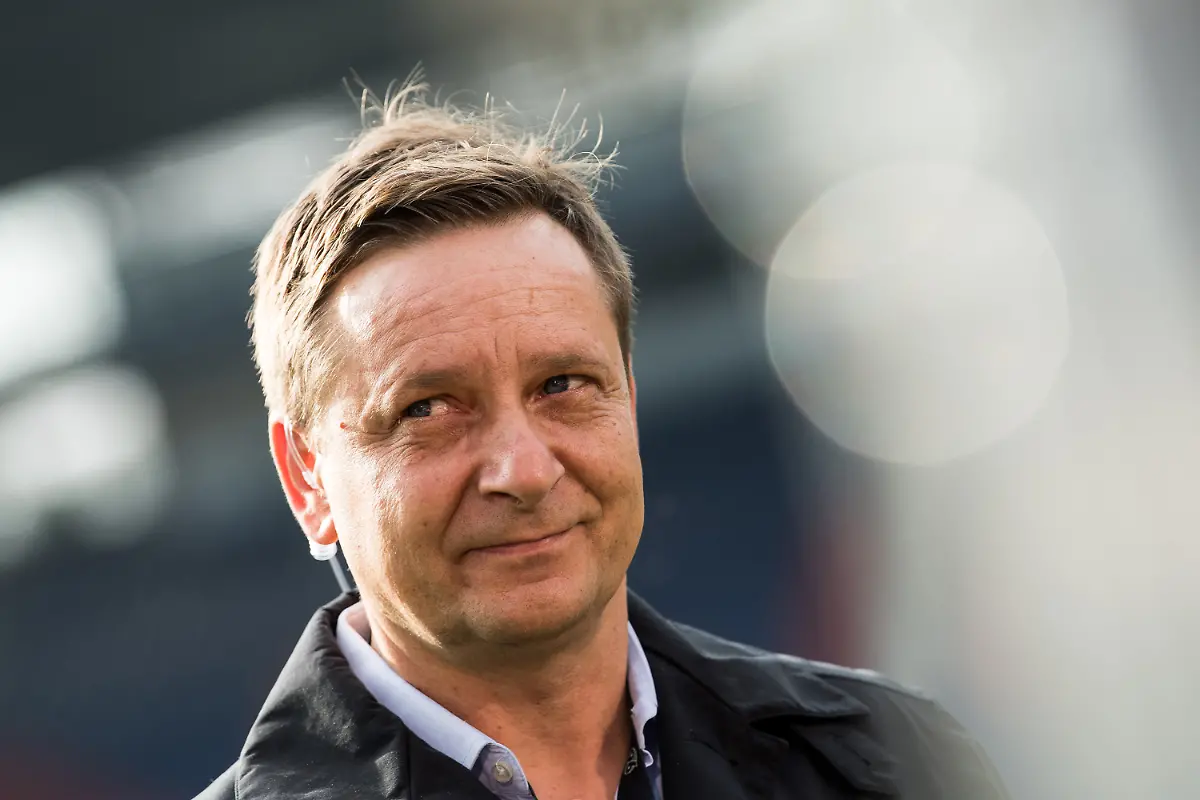 3fa3c1c8df8a70efe09efd4d53a2dcc4