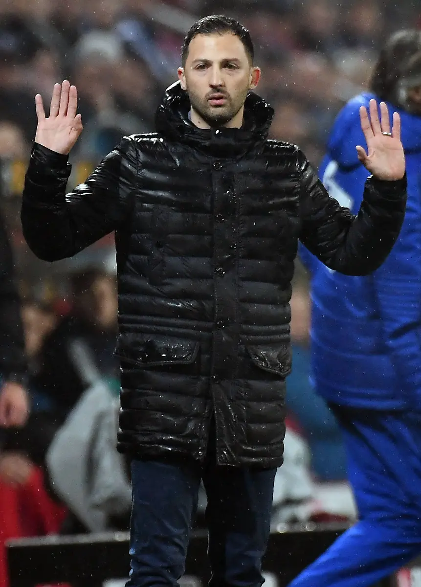 142fece72cda54ae90bf49623db3cbc3