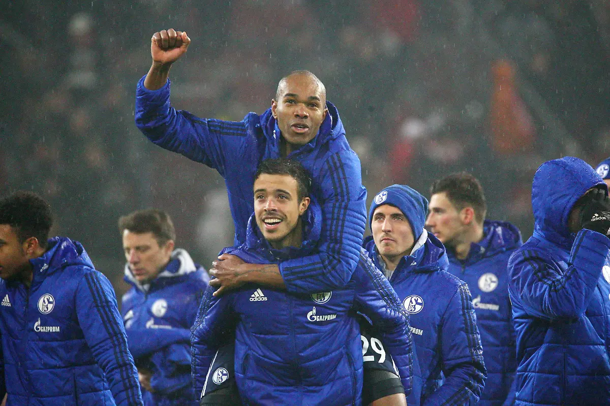 b7f84348f6093c8ae9b6e6be58208146