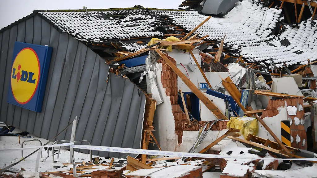 f752bec70ded270417a98266cc31e64e