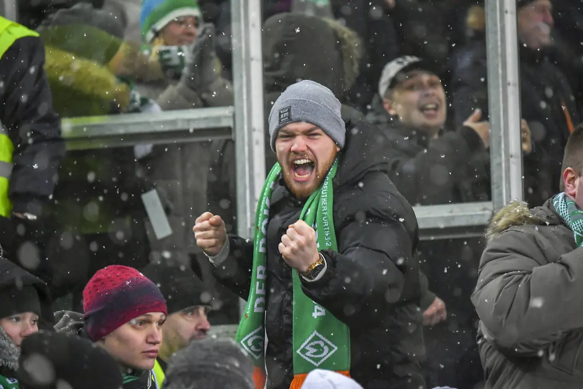 246f5b0dee334d95b7e8329b7aec4d13