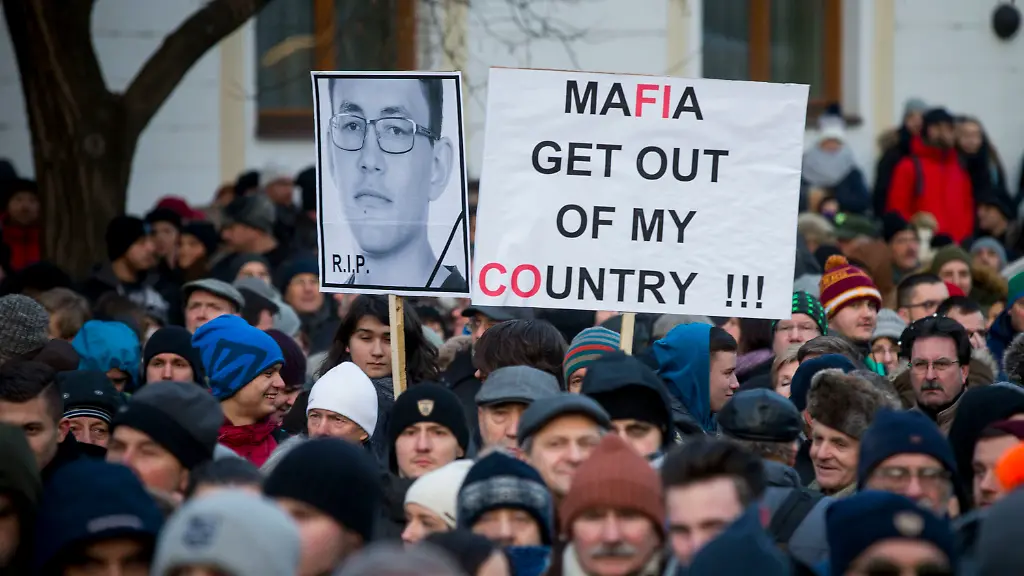 27c564d0b95fb8590e7f0ab1ecbcc9f1