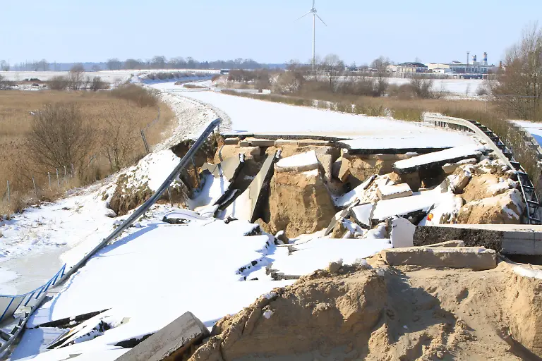 a02ecb151c4005702c561cfbe36cec06