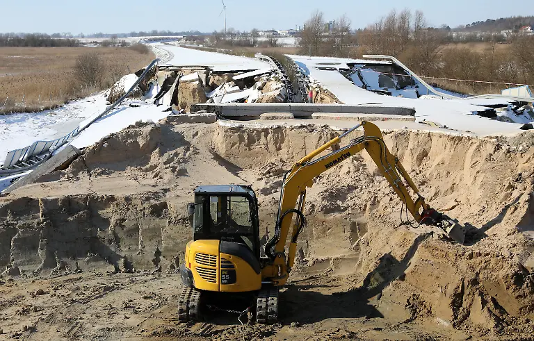 4046672d6c682a9ebca5a683ae13353f