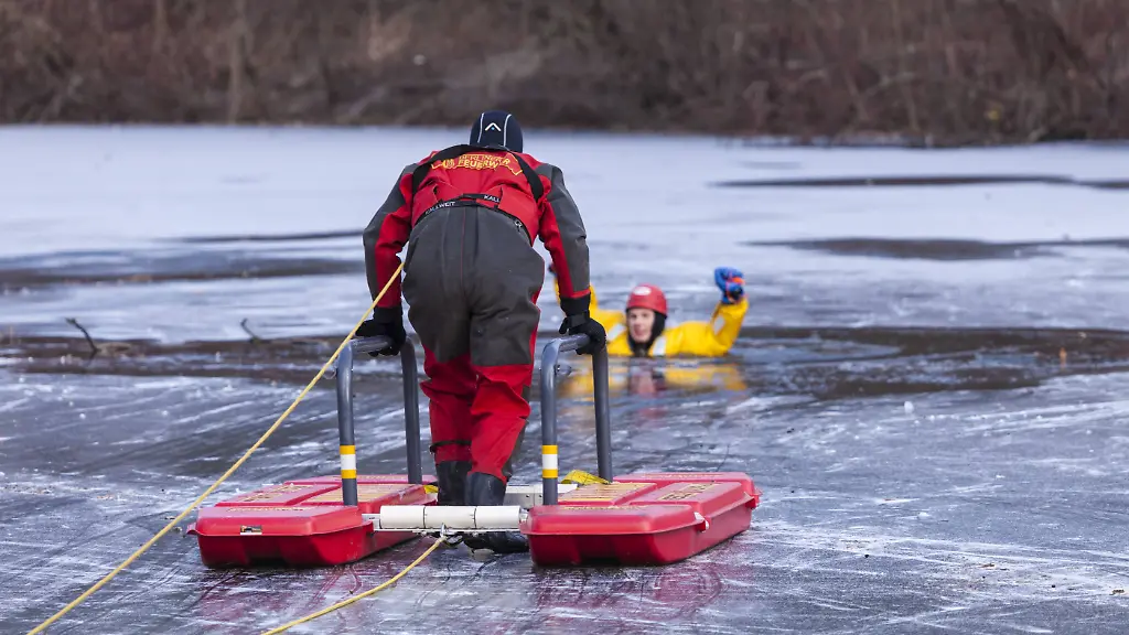 4f45ab13156c5990af4bb5f11126e32b