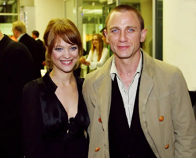 19cfd0ff8a61659cefd99cffffc70de2