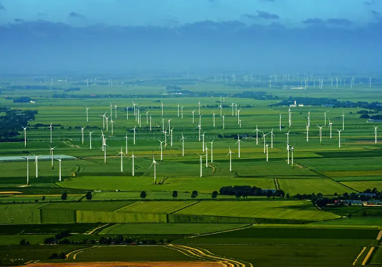 S-32-033-Dithm-Landschaft