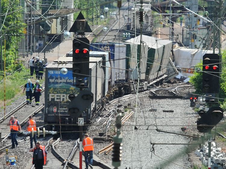 Der Bahnhof wurde unmittelbar nach dem Unfall abgesperrt.