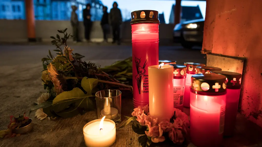 42f727dc355e1cce2cd82adfd6b1eb22