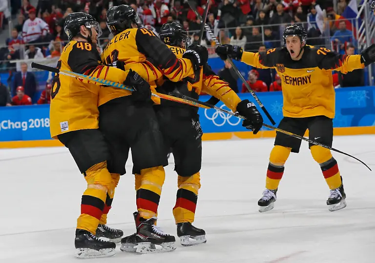 888df12ffb670f6b51b1c60af51804d4