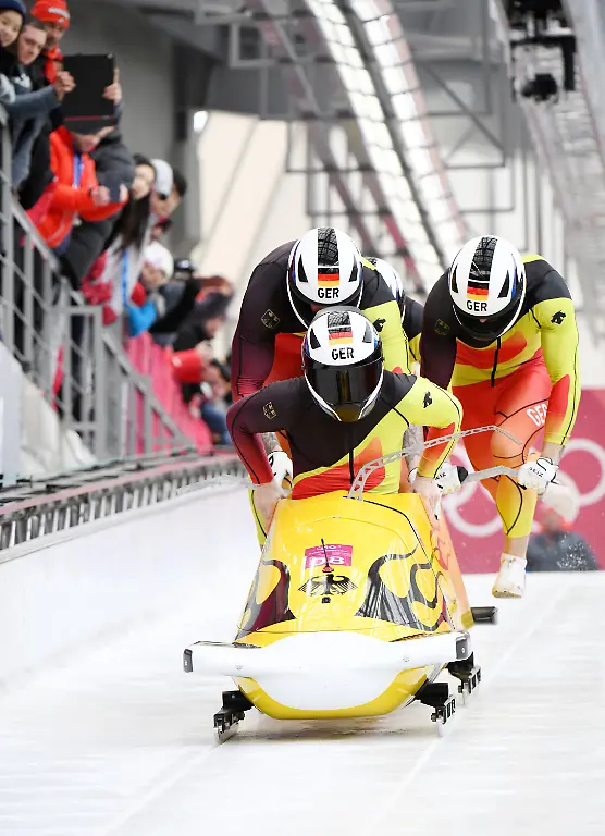 e09a62193287801bab56d8757a9144d2