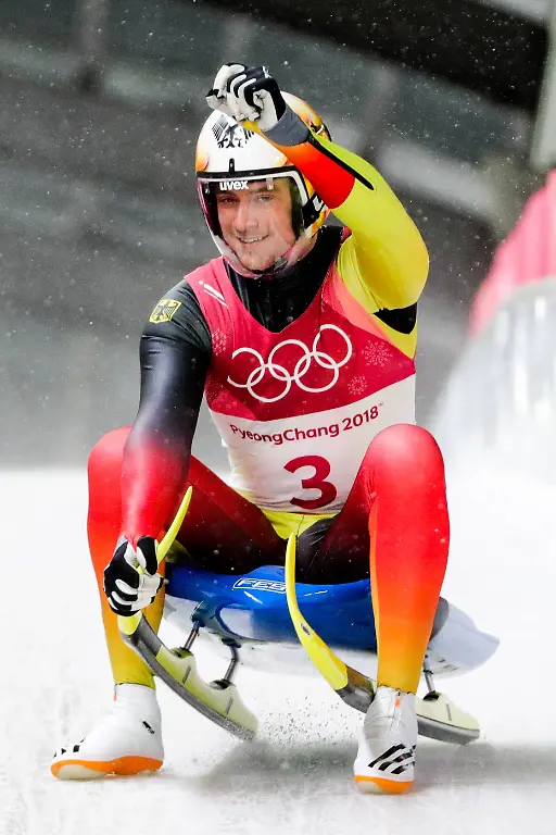 215ed0d2ad9a418faf915518bfbf922b