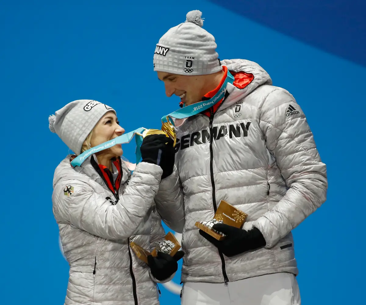 b15236dc73bb2e0674428ea747a94ddc