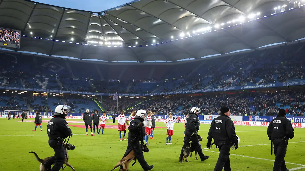 40c20a44a2a9fc66456648351d2be7a0