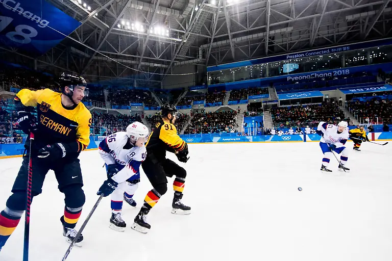 1487e5b69ff24ea596d40a810cf81084