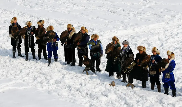 5766a61d16ec51f6d4bacf80bf004e60