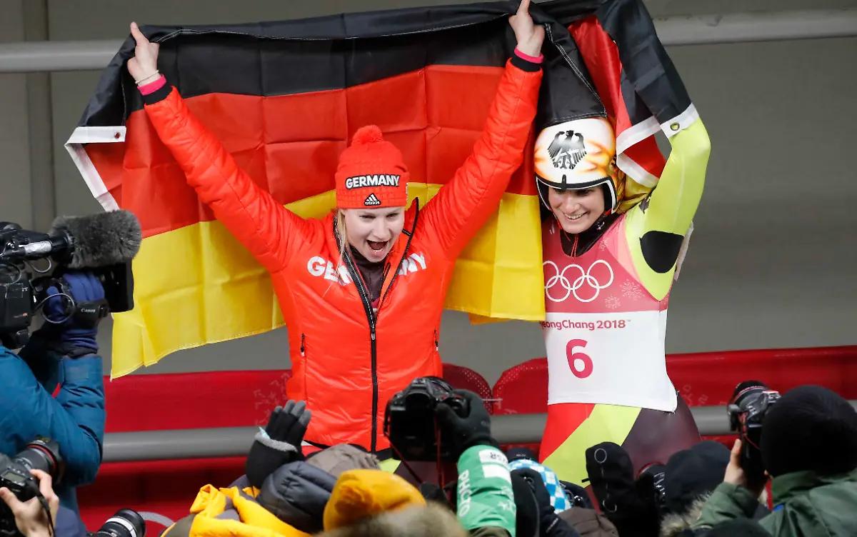 0359f0daff34f9de8ac80a47b9886b82