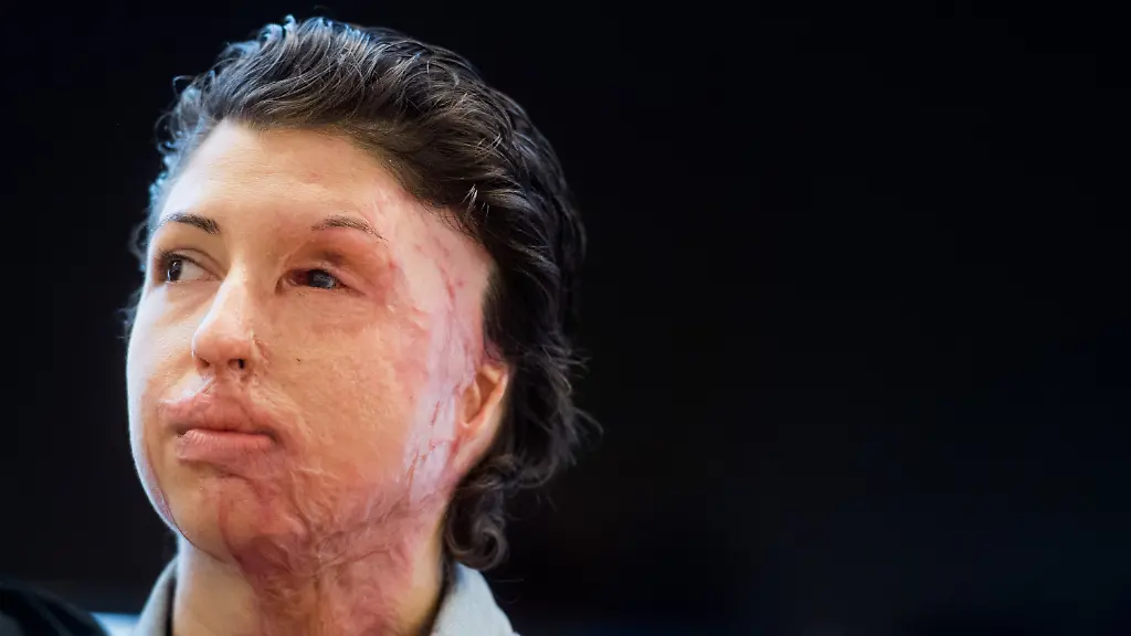 00e143711bb41e8978f737be21888b29