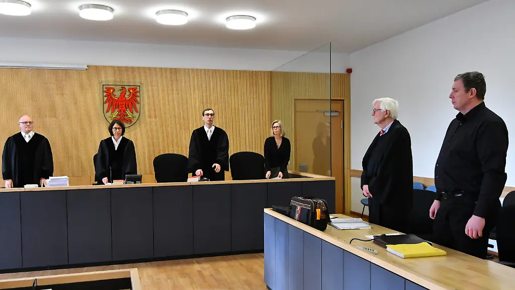 94e7e72c2e910fe41fe0750b6183b1b1