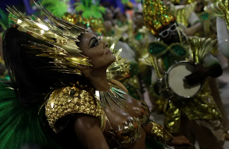 484b412da7c822c3917c7b93cbace9c2