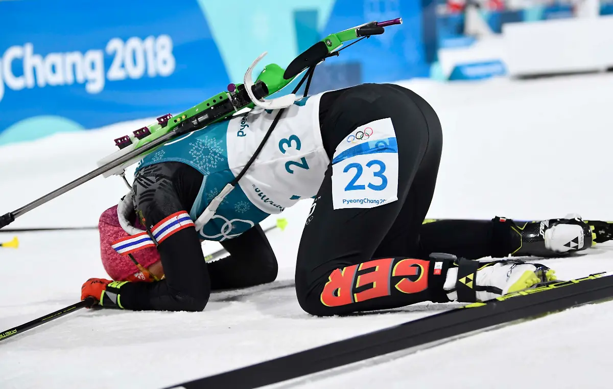 a6b54145dc0db23c0f322dccb2a2ce94