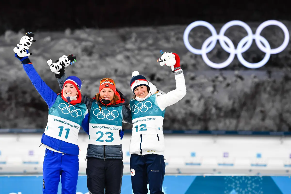 ccf187a28f0ec619e159a5de8092a7bc