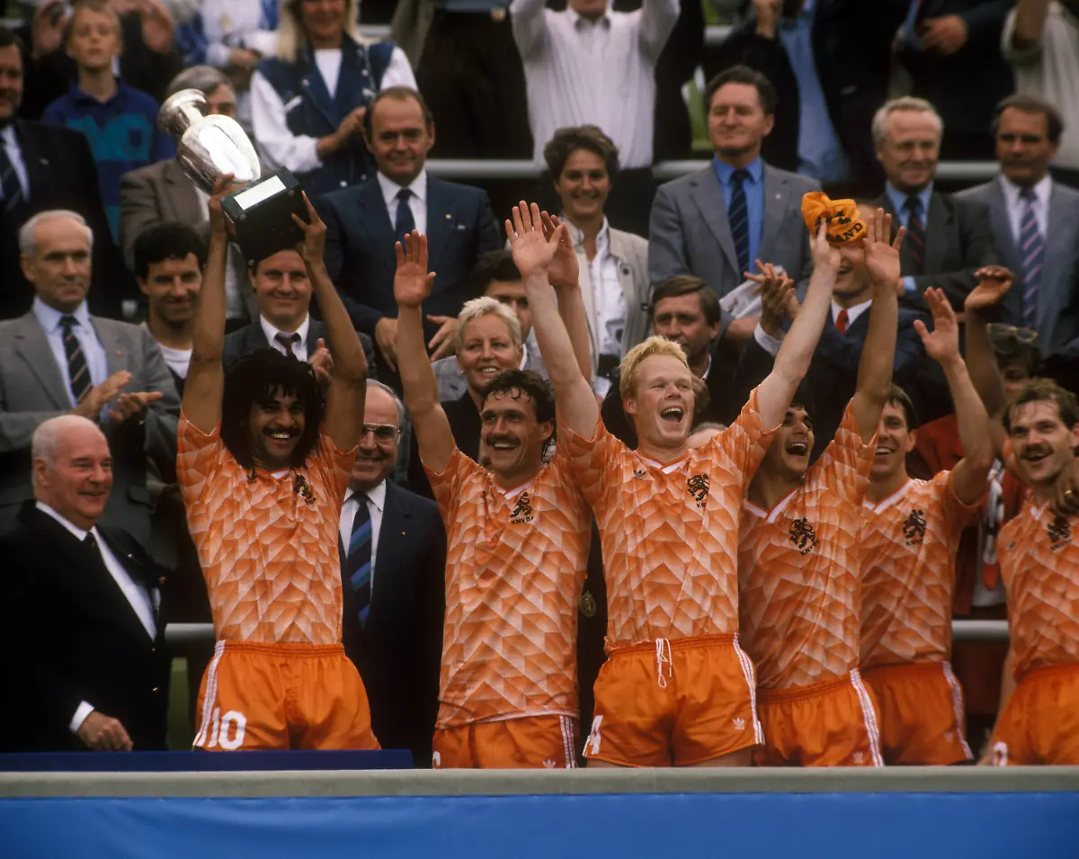 f8fae972d4aad5cf0f0e8e8900c6937e