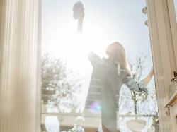 Wisch und weg mit Öko-Test: Dieser Glasreiniger ist "mangelhaft"