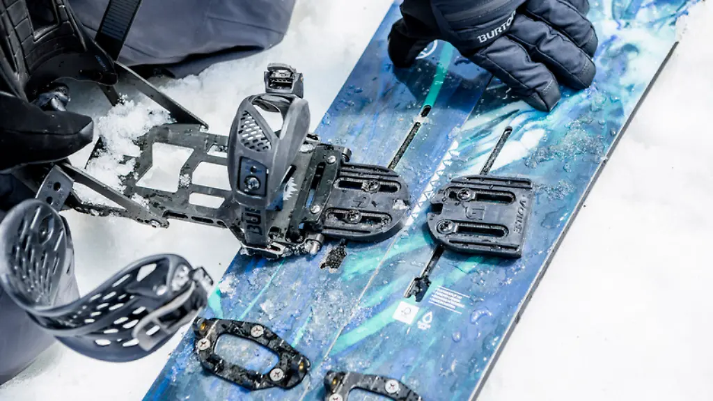 Spitboard-Nur-zur-redaktionellen-Verwendung-im-Zusammenhang-mit-dem-genannten-Text-und-nur-bei-vollstaendiger-Nennung-des-nachfolgenden-Credits