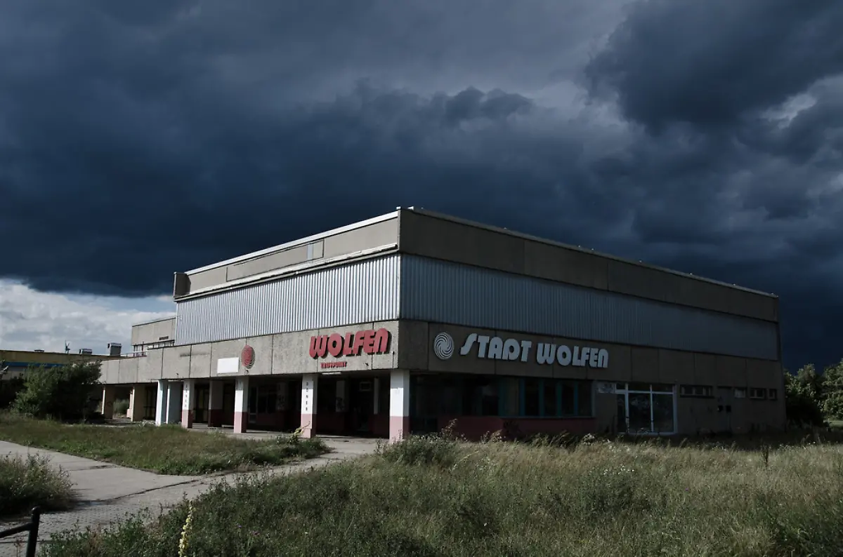 8059124336-a2f9595272-b