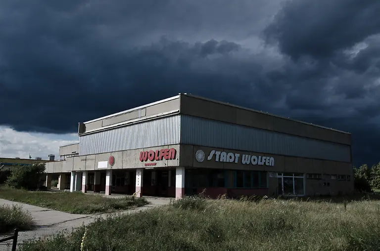 8059124336-a2f9595272-b