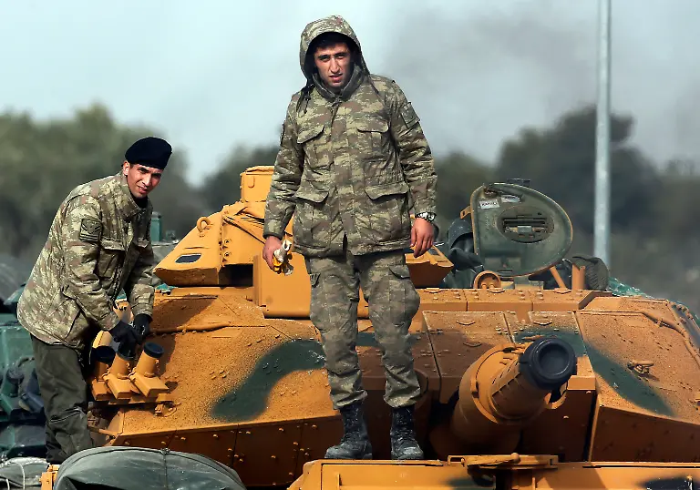 2e20d9494c44eb456a0eb85a0df7992f