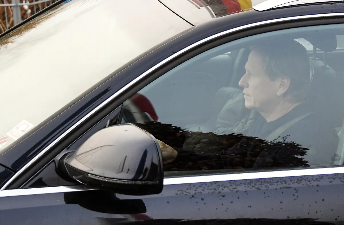 8db6bc41653a8c981afacf7f08b7dc29