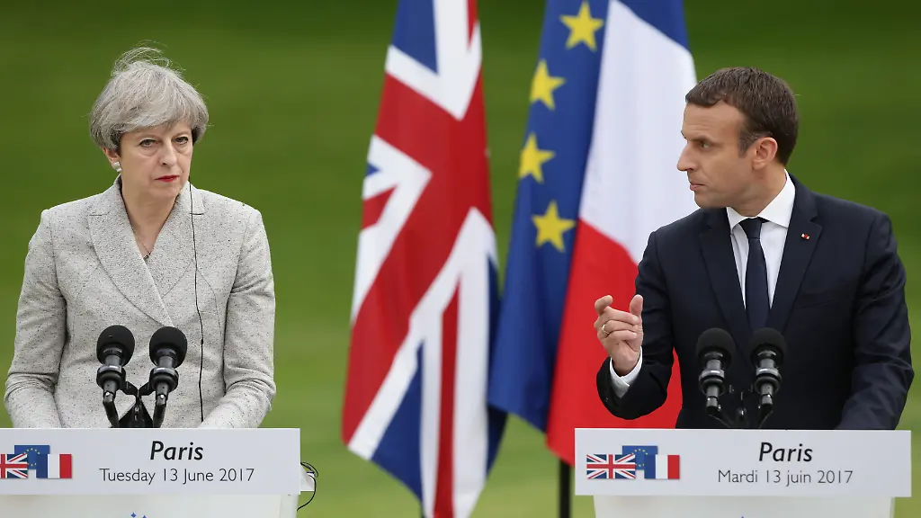 d554439ed7c75b82491a5b9228d45e21