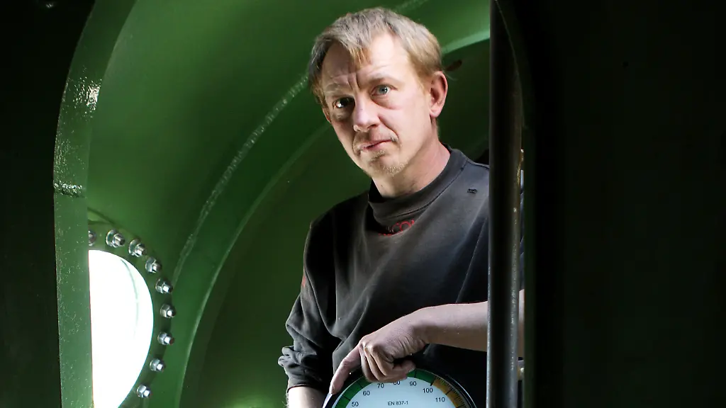 8021bdeb8c793e36f3c66060a2949ab4