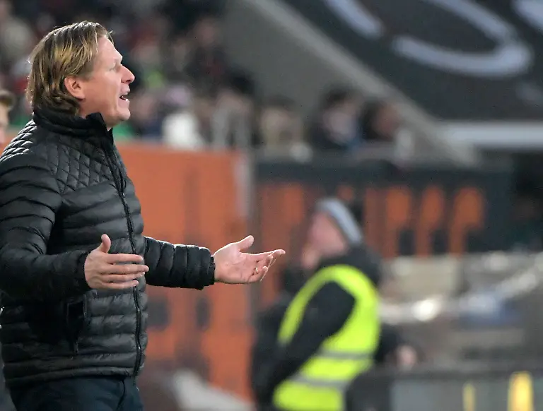 b596a4a8fd9e5e5d8edccf07f0b82855