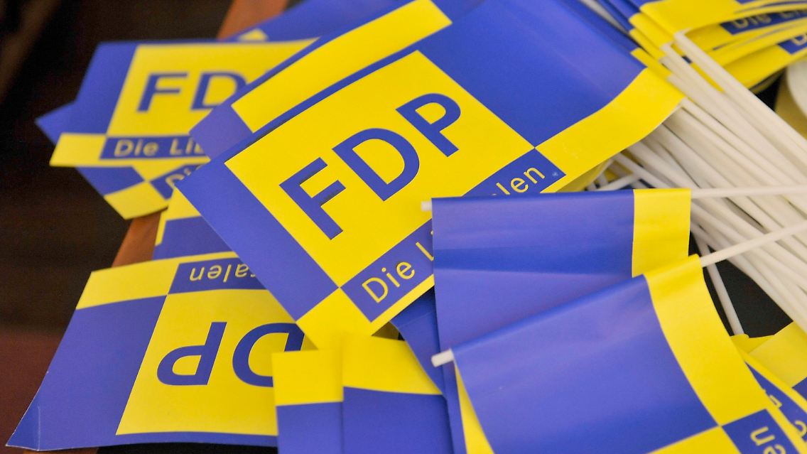 2011-05-22T203853Z_01_MMM324_RTRMDNP_3_GERMANY-BREMEN.JPG5634764419763196015.jpg