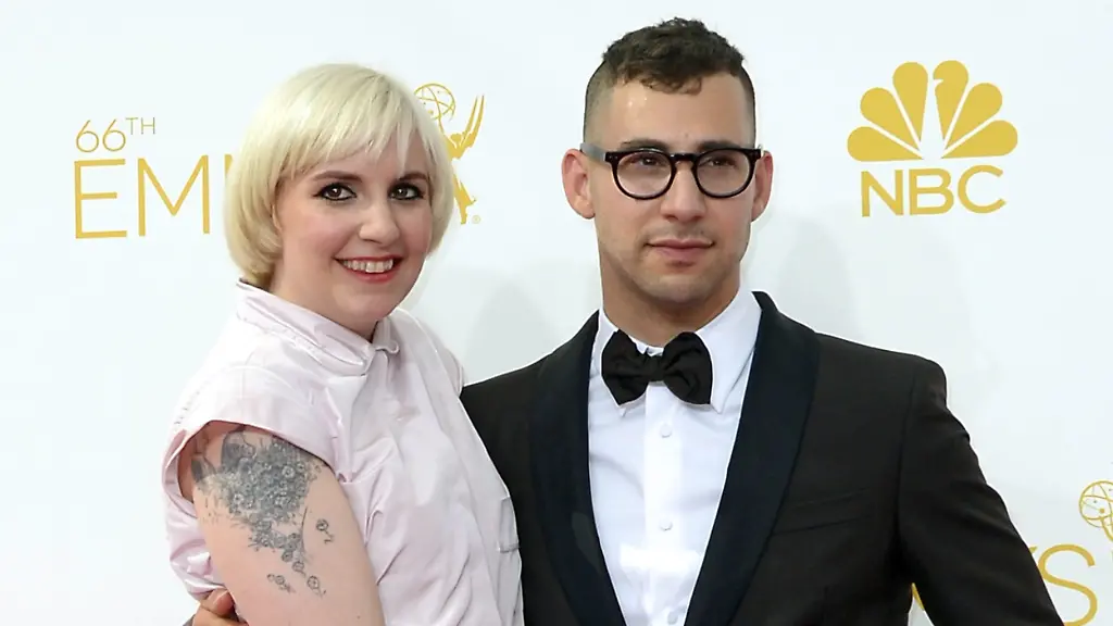 1797395be8a948fe9ddff321169343fb